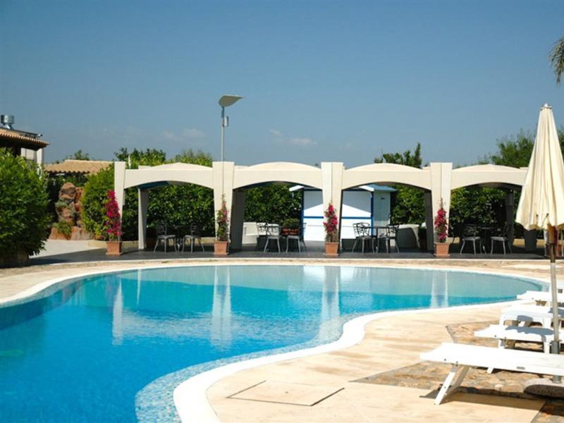 Charme Hotel Villa Principe Fitalia 파뉴사 외부 사진